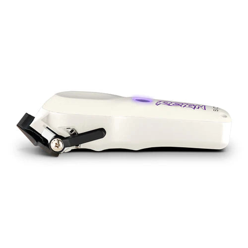SC Reign Professional Hair Clipper with EON Digital Brushless Motor$229.95 SKU: SC620W Add to Cart Skip to the end of the images gallery Skip to the beginning of the images gallery Reign Professional Hair Clipper with EON Digital Brushless Motor