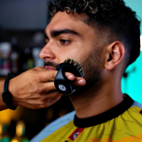 Rolda - Knuckle Boar Bristle Beard Brush | Ergonomic Knuckle Brush, Boar Bristles, Fade & Beard Brush, Remove Excess Hair
